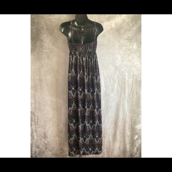 Summer Dress - Picture 2 of 2